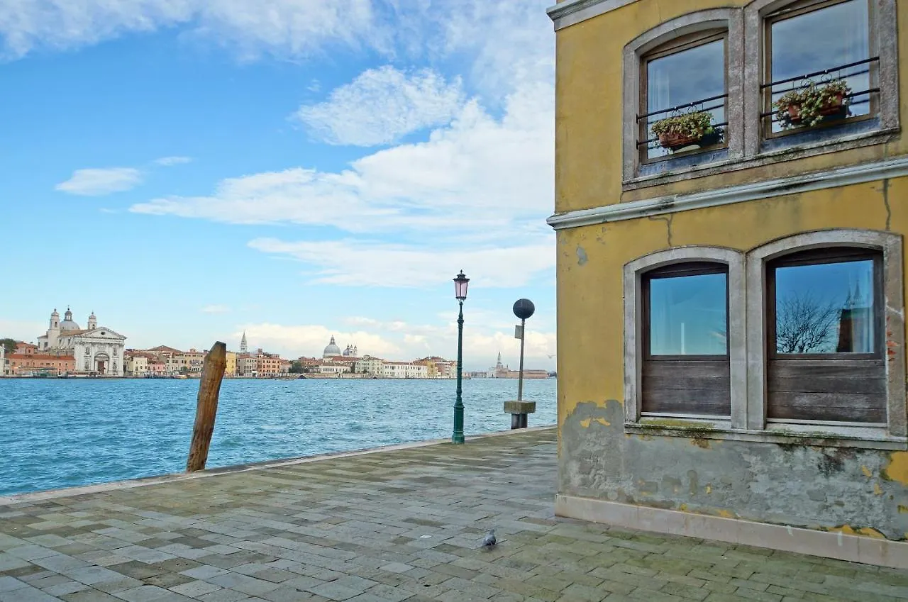 Dolcevita Apartments N 453 Canal View Venice 0*,  Italy