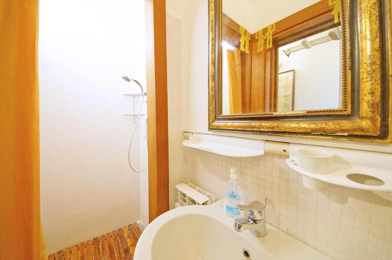 Dolcevita Apartments N 453 Canal View Venice